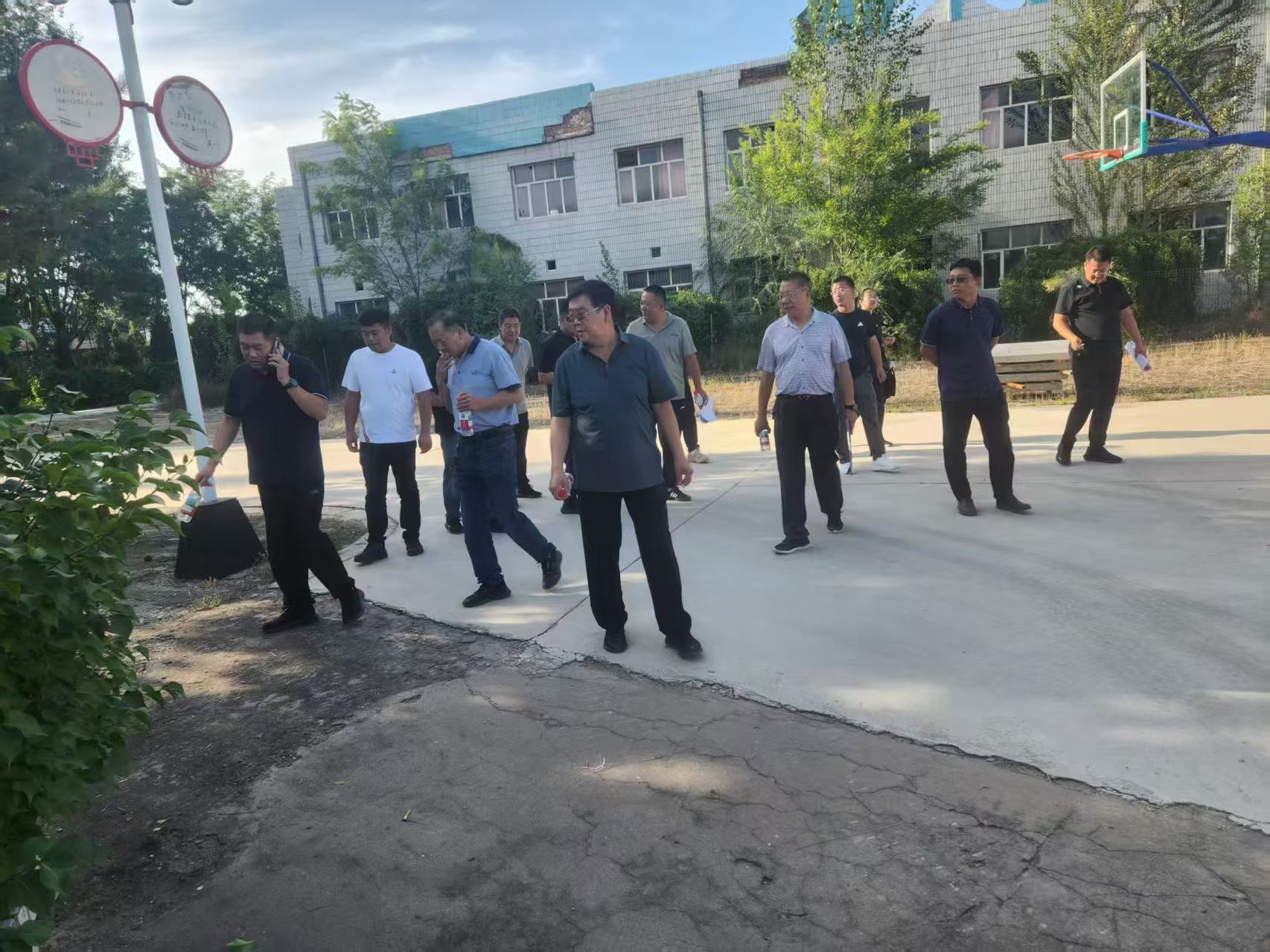 武汉市自结纹塑胶跑道混合型塑胶跑道 - 厂家